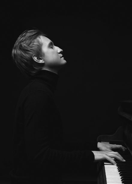 Дмитрий  Маслеев