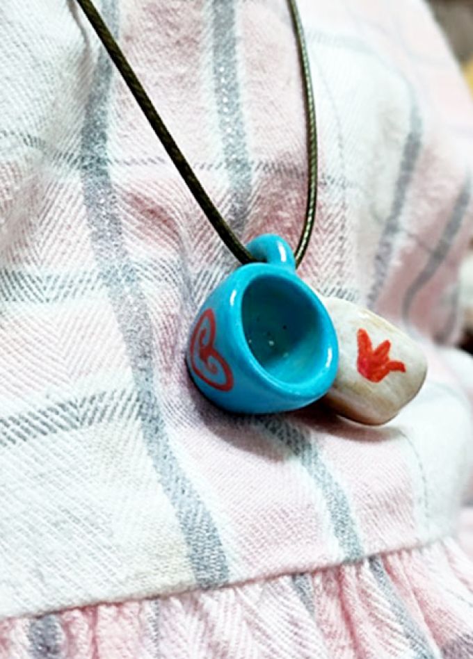 Миниатюрные кружки с орнаментом: декоративная подвеска. Мастер-класс