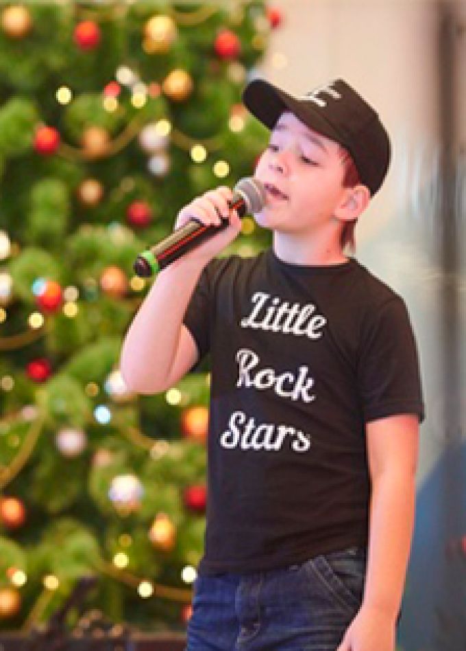 Звёздные искры: Концерт студии «Little Rock StarsКонцерт»